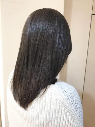 ミディアム セミロング カラー タジマ ヤスヒサのヘアスタイル