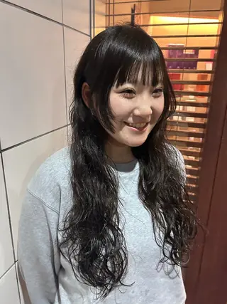 ロング 赤堀 凪咲のヘアスタイル