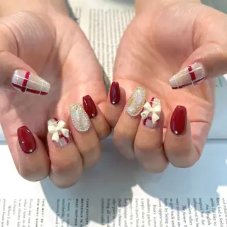 ネイル nailist mana𖤐´-のネイルデザイン