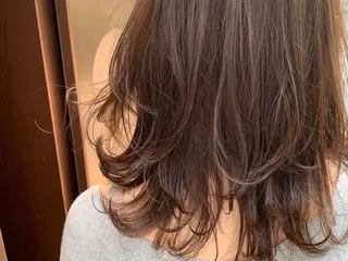 ミディアム カラー 安村 美奈のヘアスタイル