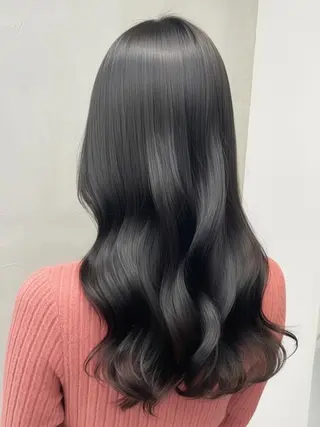 ロング 村岡彩優/松本 /ブリーチ/艶カラーのヘアスタイル