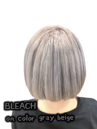 ショート カラー Nao (ナォ)のヘアスタイル