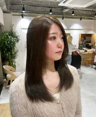 セミロング カラー 🌷横浜/レイヤー /艶カラー🌷のヘアスタイル