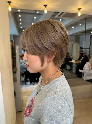 ショート カラー KOGA／ パーマモデル募集のヘアスタイル