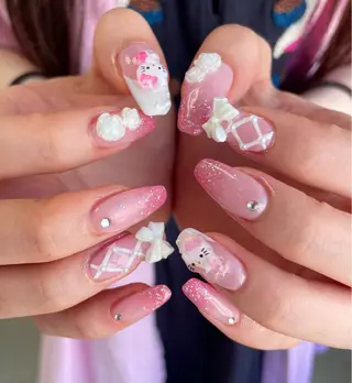 ネイル VENUS BELT AYAKAのネイルデザイン