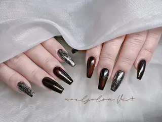ネイル ✨Nailsalon Vi+✨のネイルデザイン