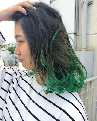 セミロング 【池袋/スパイキー ショート】ⓝⓘⓜⓤのヘアスタイル