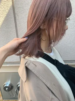 ミディアム 艶ハイトーン/ヘア アレンジAYAKAのヘアスタイル