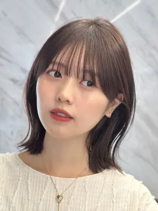 ミディアム THE ESSENCE 蔵前所属・怜音/ REONのヘアスタイル