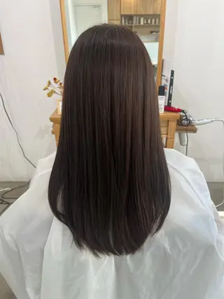 ロング 三島 有佳里のヘアスタイル