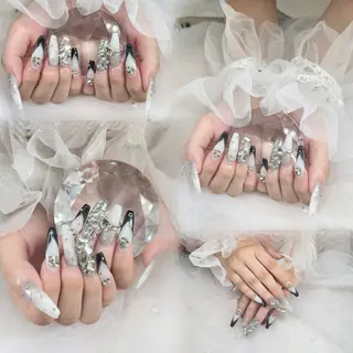 ネイル le'a スタッフのネイルデザイン