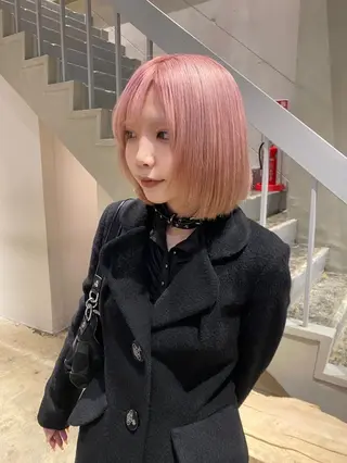 ショート カラー レイヤーカット/ ダブルカラーサクライのヘアスタイル