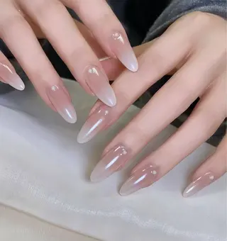 ネイル AKIKO ネイルサロンのネイルデザイン