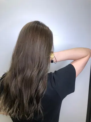 ロング カラー ✴︎赤み除去カラー daichi✴︎のヘアスタイル