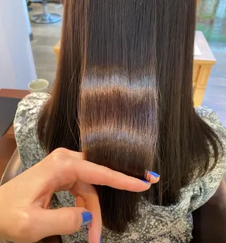 セミロング カラー 桑原 菜摘のヘアスタイル