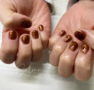 ショート カラー ネイル Nailsalon Calmeのネイルデザイン