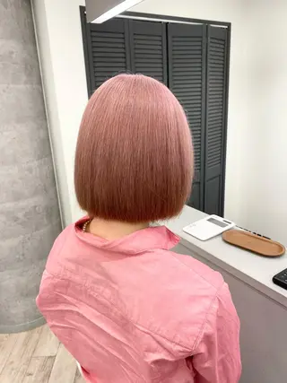 ショート カラー ハイトーン特化サロン 🍑momo🍑のヘアスタイル