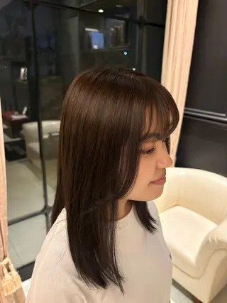 ミディアム イケダ ヒナリのヘアスタイル