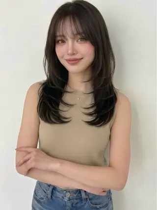 ミディアム モテ髪‎🫧赤み消し カラー表参道きょうこのヘアスタイル