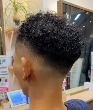 ショート 🧊メンズ/ギャル/ ブリーチカラー🧊のヘアスタイル