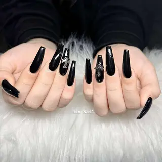 ネイル Hin Nailsのネイルデザイン