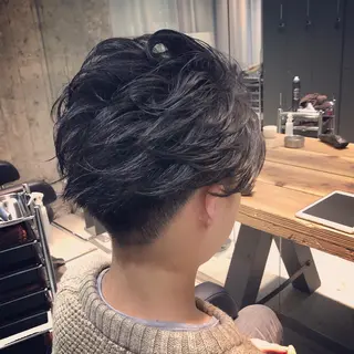 ショート カラー パーマ 髪質改善🌈縮毛矯正 荻原　達矢のヘアスタイル