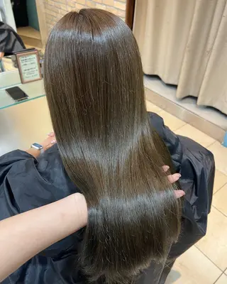 ロング カラー 竹添 有梨沙のヘアスタイル