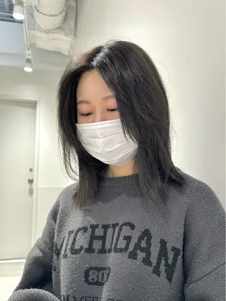 ミディアム カラー パーマ ヘアアレンジ メンズ 切りっぱなしヘアボブ ミディアムヘアRYOのヘアスタイル