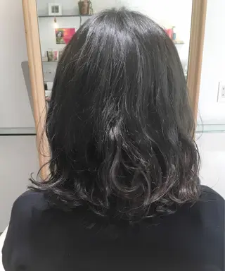 ミディアム カラー 安永 涼のヘアスタイル