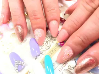 ネイル ユリシスネイル 担当近藤のネイルデザイン