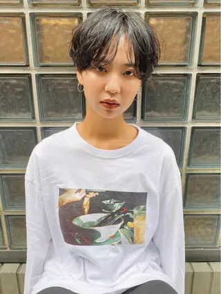 ショート カラー yui/ layer cutのヘアスタイル