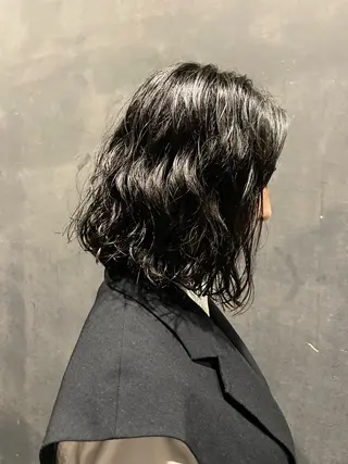 ミディアム パーマ 鈴木 静のヘアスタイル