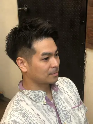 ショート ナイルプラス ヨウのヘアスタイル