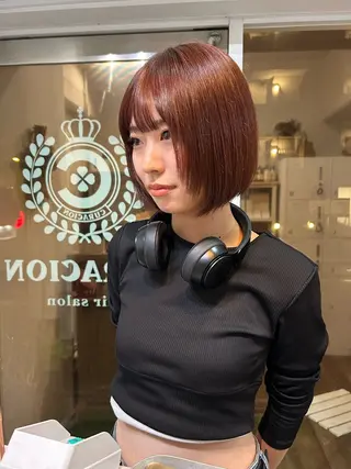 ショート カラー stylist店長 岡本真依のヘアスタイル