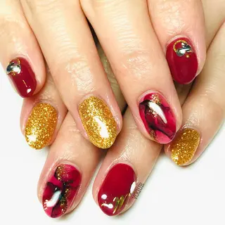 ネイル VOGUE ×SWANのネイルデザイン