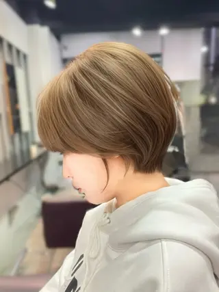 ショート カラー 韓国/レイヤーカット 顔周り/廣瀬達哉のヘアスタイル