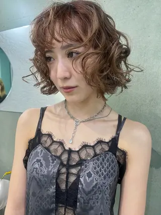 ミディアム 田中 里奈のヘアスタイル
