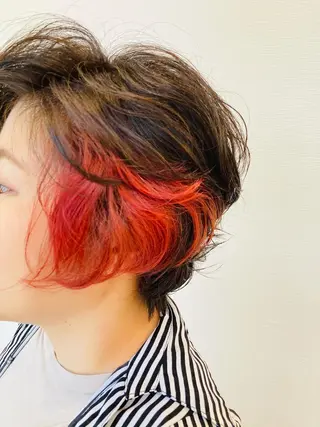ショート カラー PazRood 山下のヘアスタイル