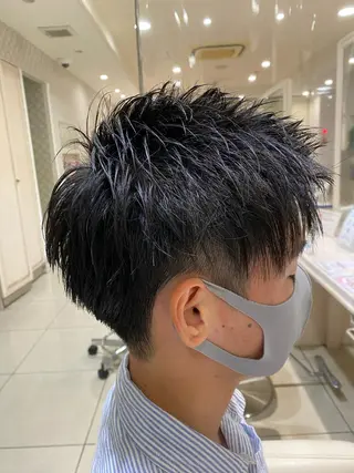 メンズ 白髪ぼかしデザイン ハイライト/宮本純登のヘアスタイル