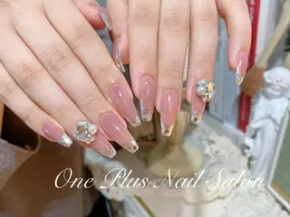 ネイル One Plus キキのネイルデザイン
