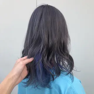 ロング カラー 西澤 咲輝のヘアスタイル