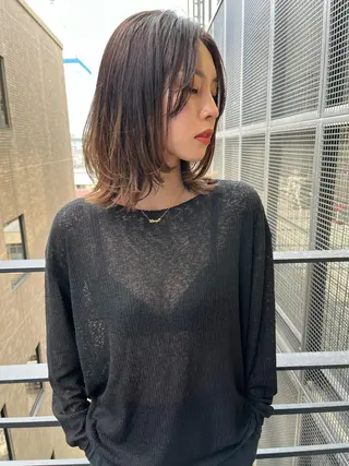 ミディアム カラー ヘアアレンジ メンズ アイブロウ 東 寛道のヘアスタイル