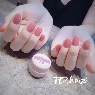 ショート めぐみのネイルサロン スタッフ練習のネイルデザイン