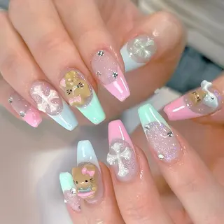 ネイル XIINH NAIL SALONのネイルデザイン