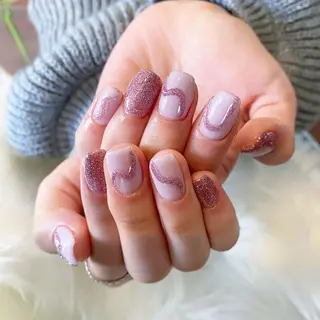 ネイル crystal ⭐︎ colorのネイルデザイン