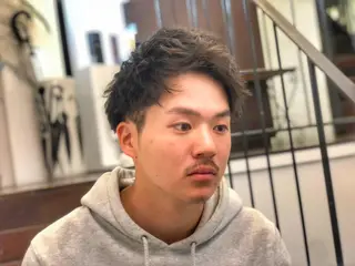 ショート カラー パーマ メンズ 美髪矯正 Rioのヘアスタイル