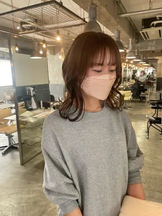 ミディアム カラー 海外レイヤー /NAGISAのヘアスタイル