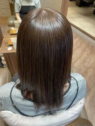 ミディアム シモカワ マシロのヘアスタイル