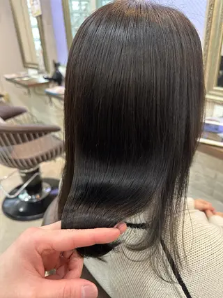 ミディアム 早坂 裕真のヘアスタイル