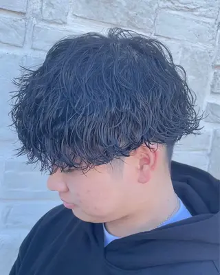 パーマ メンズ アタ ムのヘアスタイル